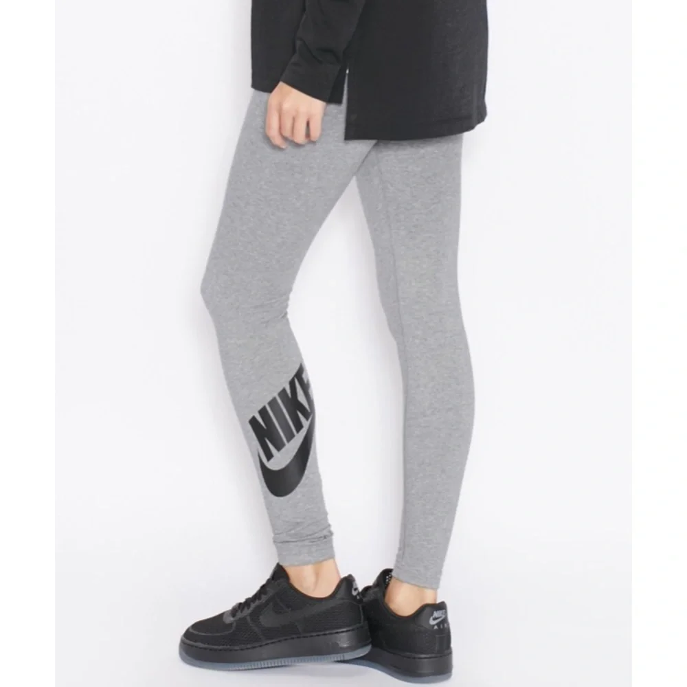 Nike Leggings - Picture 4 of 8